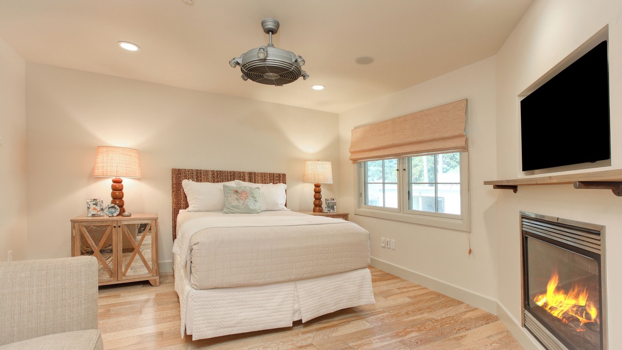 Photo of Bedroom in Avila Beach