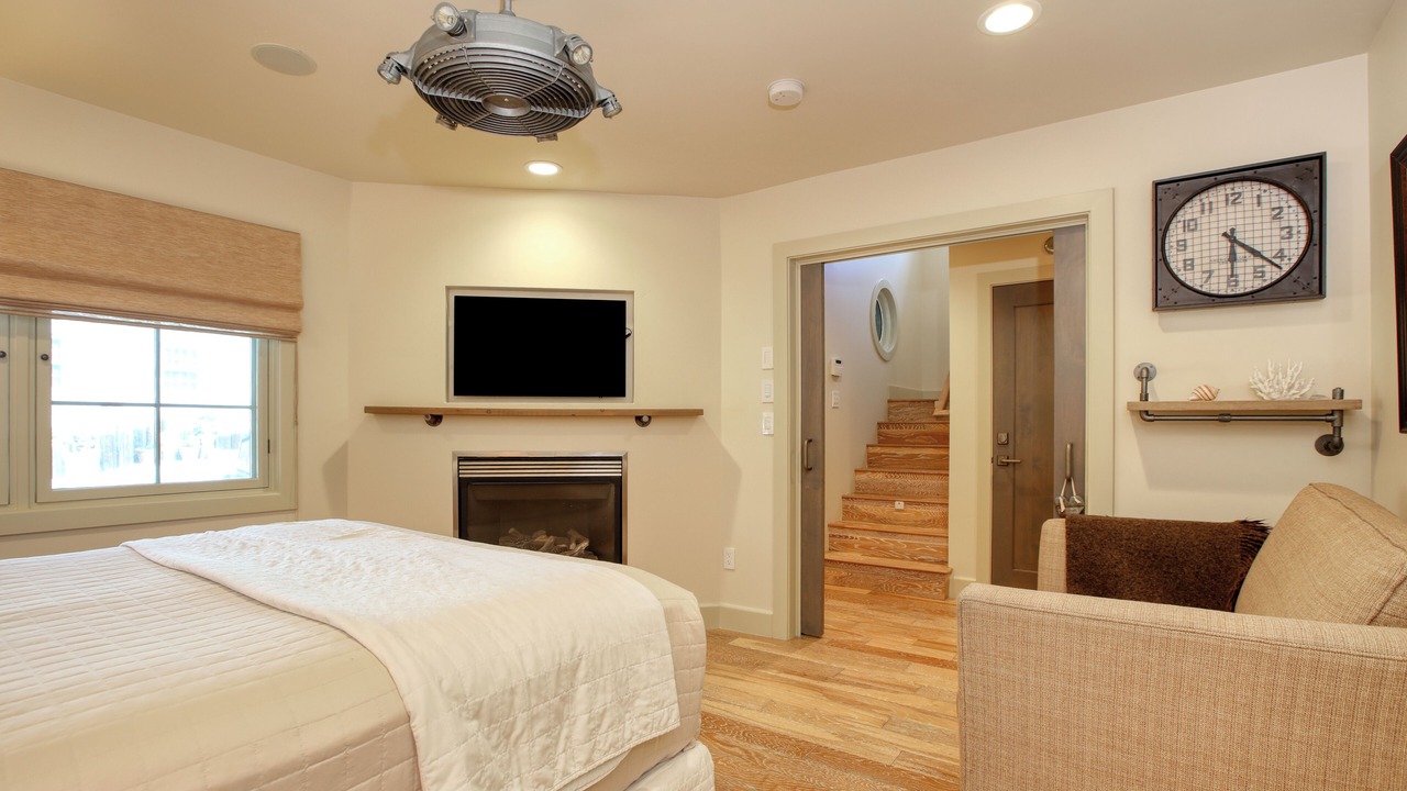 Photo of Bedroom in Avila Beach