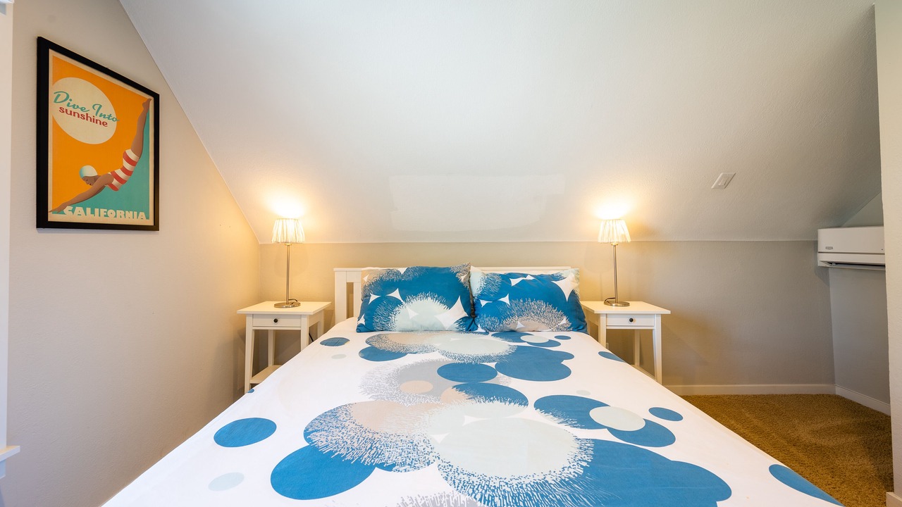 Photo of Bedroom in Santa Cruz