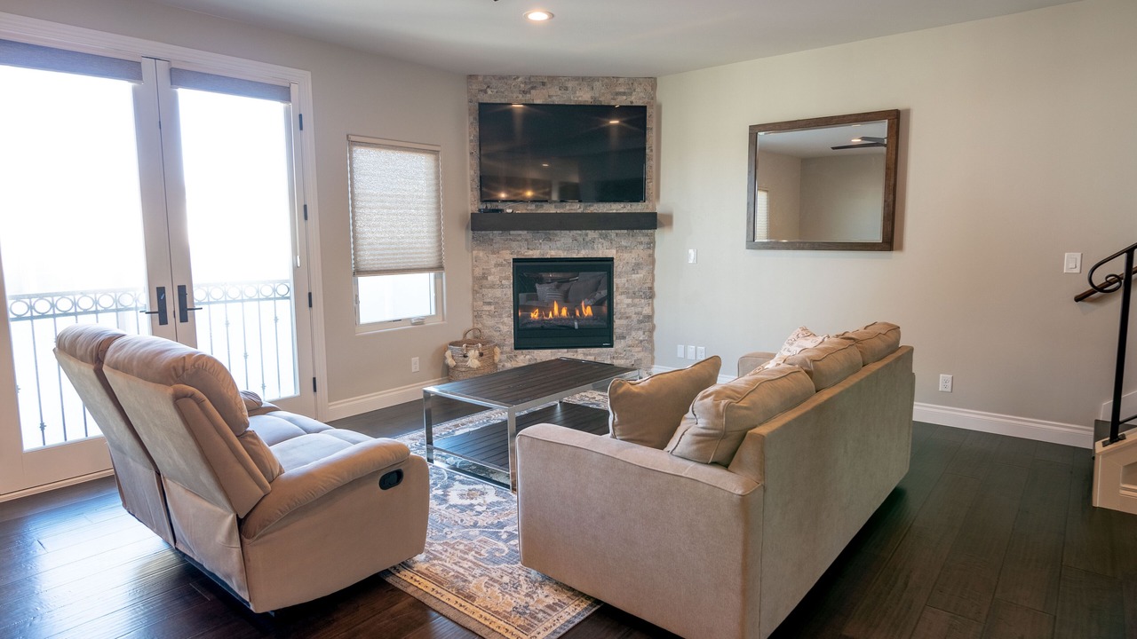 Photo of Livingroom in Downtown