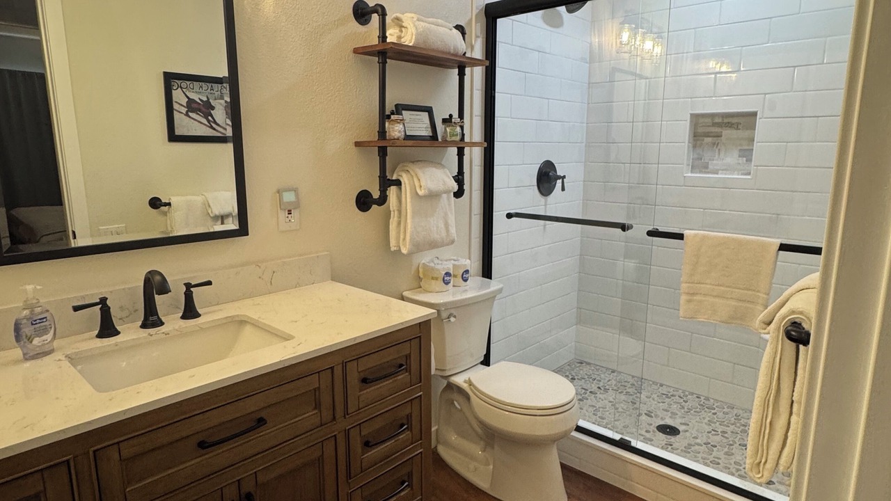 Photo of Bathroom in Mammoth Lakes