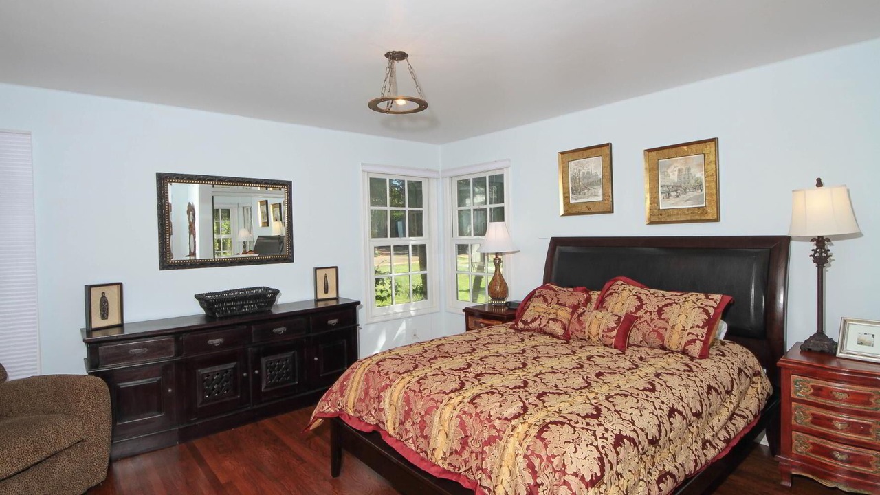 Photo of Bedroom in Village of La Jolla