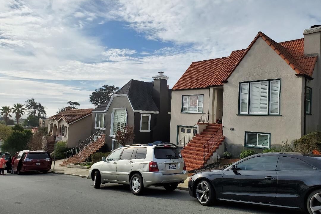 Photo of Others in Mount Davidson Manor