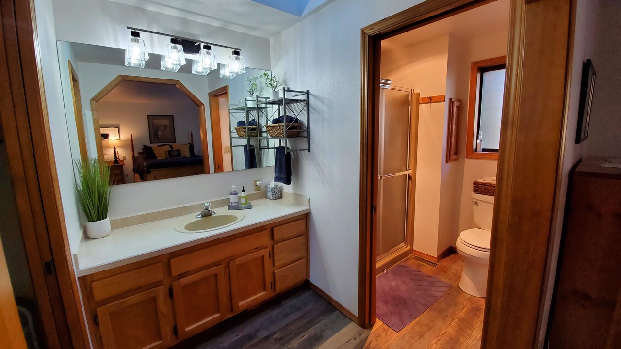 Photo of Bathroom in Deschutes River Woods
