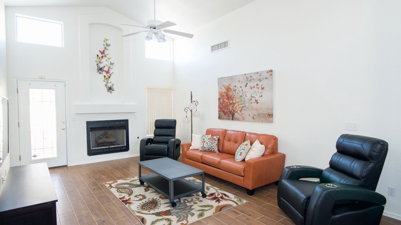 Photo of Livingroom in Continental Ranch