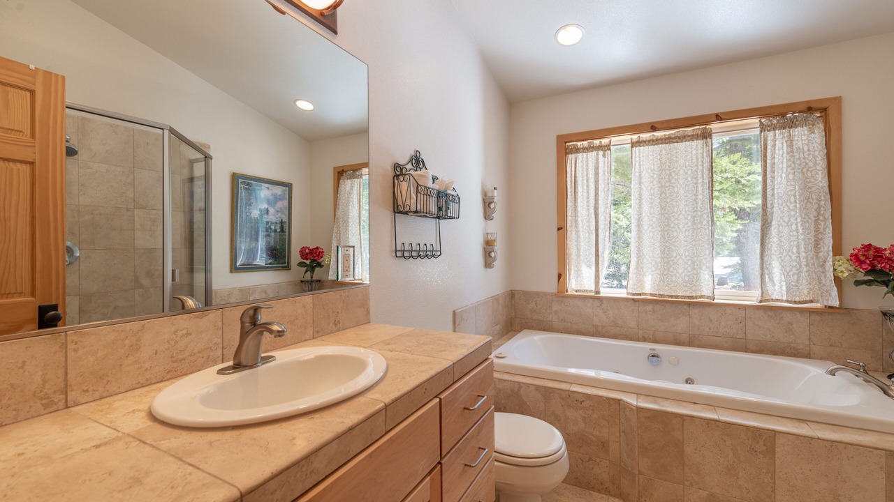 Photo of Bathroom in Tahoma