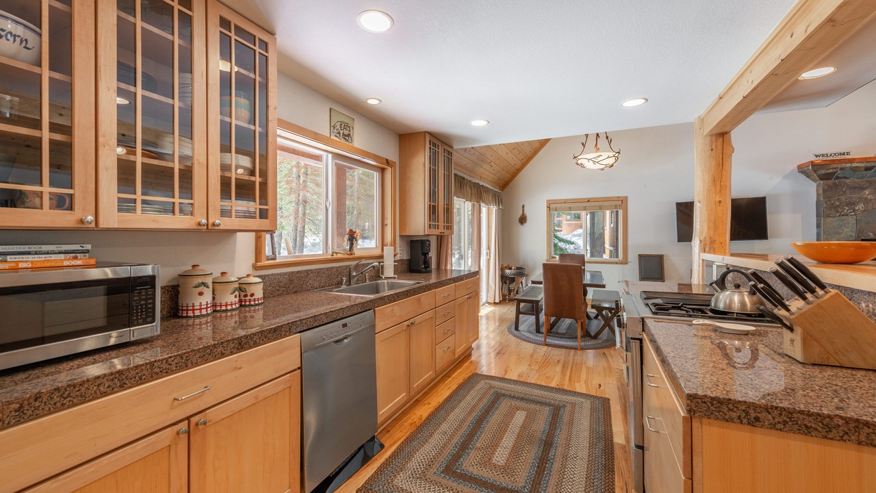 Photo of Kitchen in Tahoma