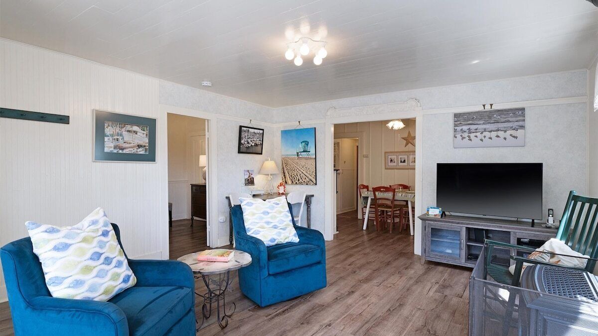 Photo of Livingroom in Seabright