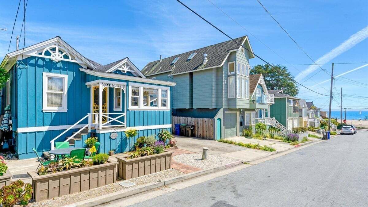 Photo of Others in Seabright