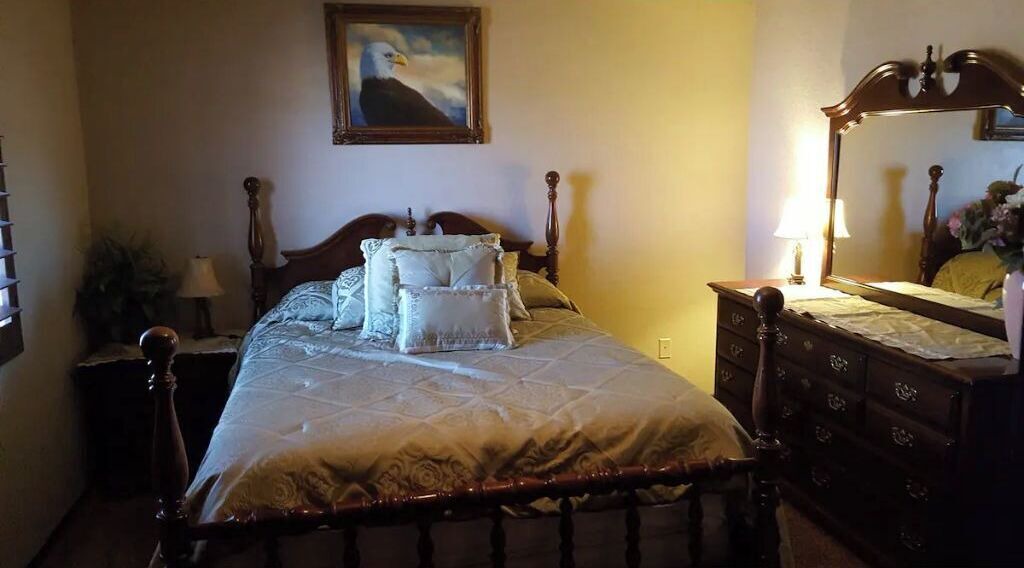 Photo of Bedroom in Lake Havasu City