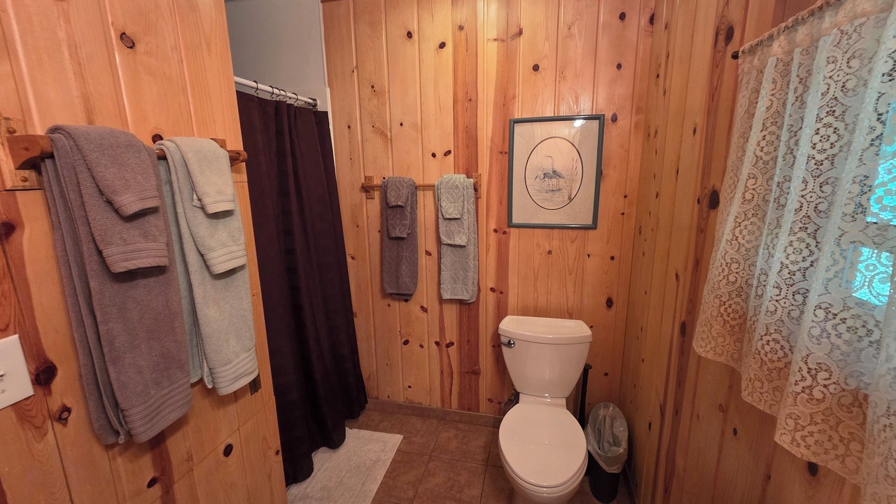 Photo of Bathroom in Reedsport
