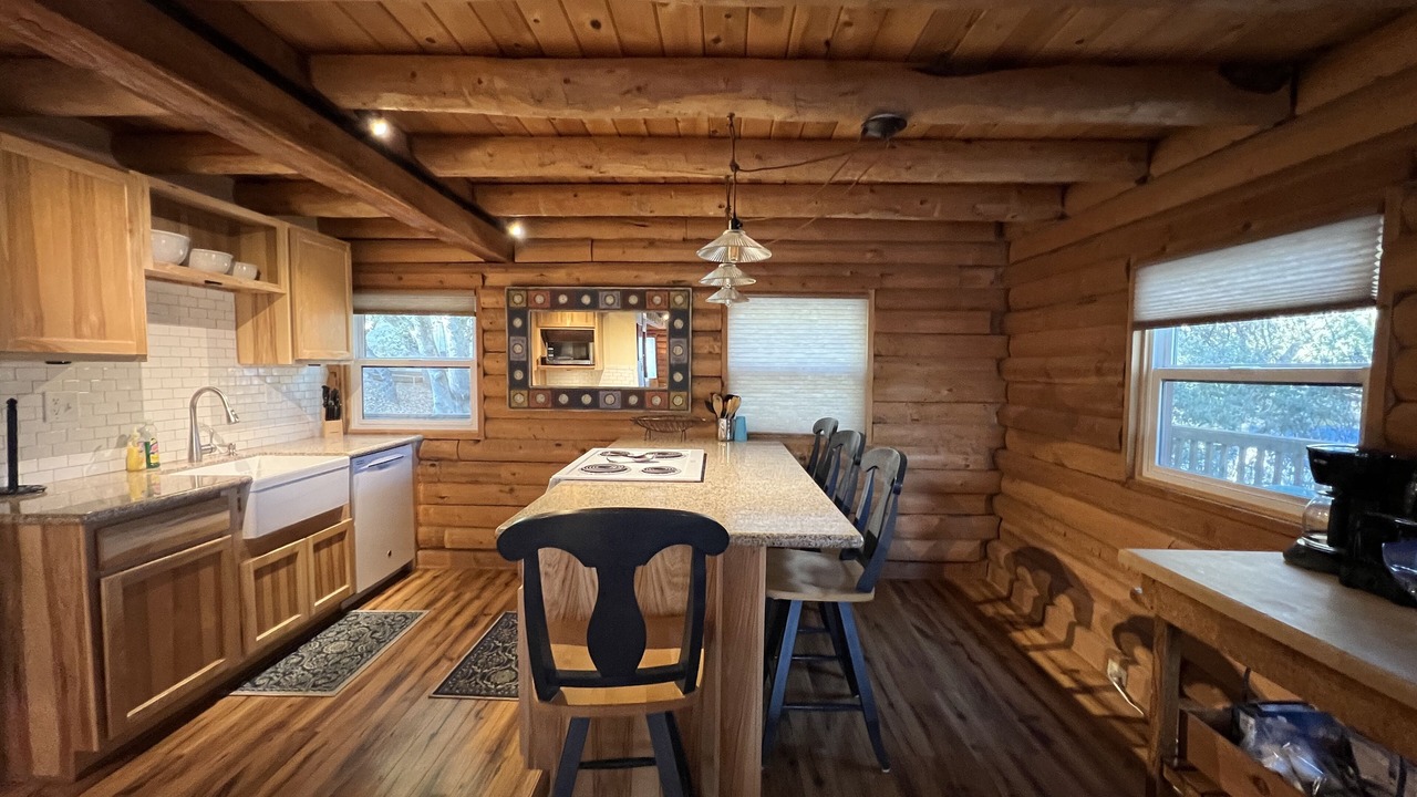 Photo of Kitchen in Oak Shores
