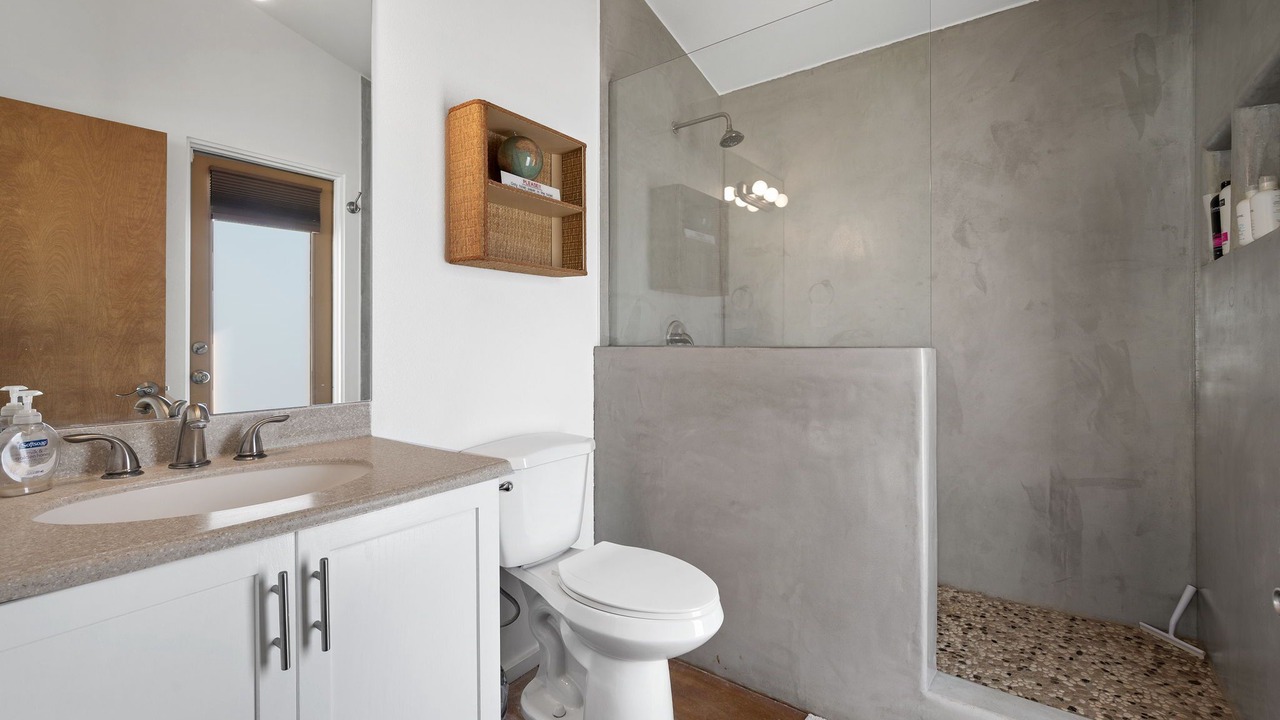Photo of Bathroom in Magnesia Falls Cove