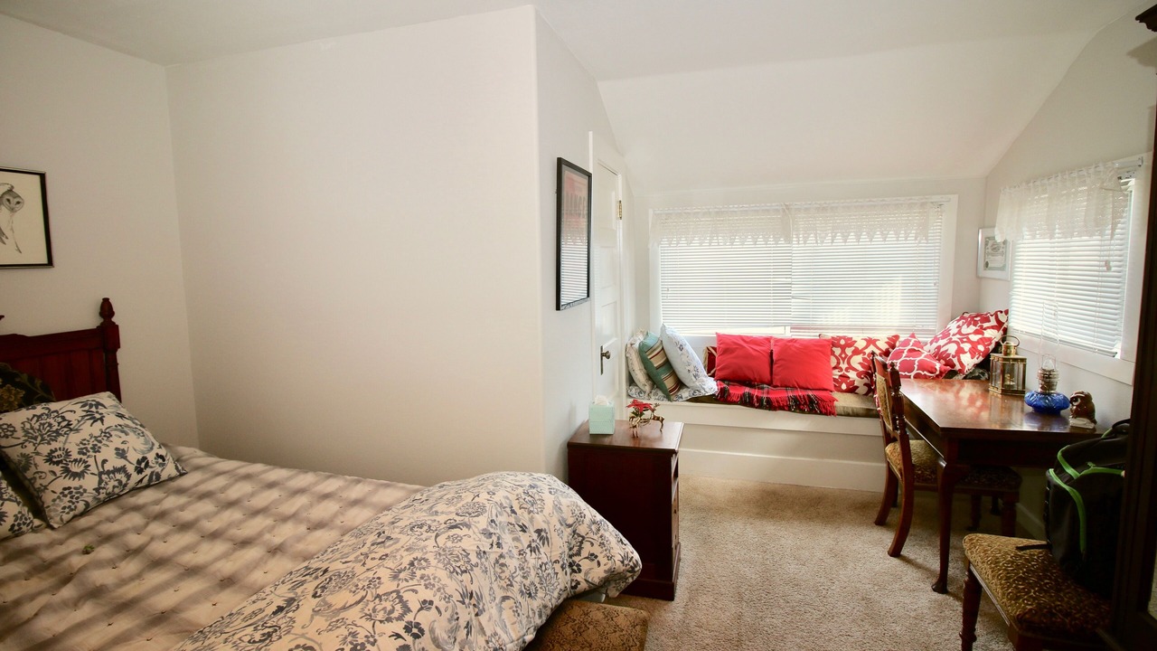 Photo of Bedroom in McCloud