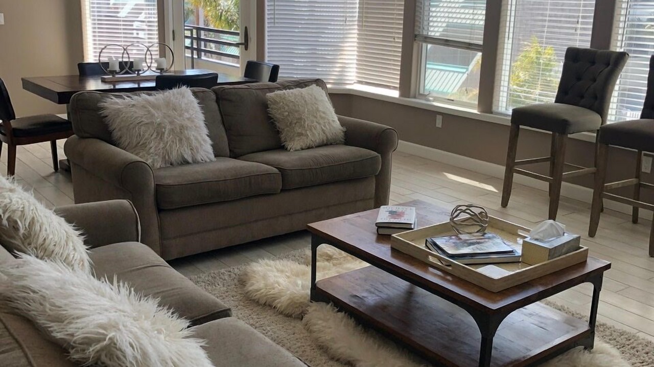 Photo of Livingroom in Downtown