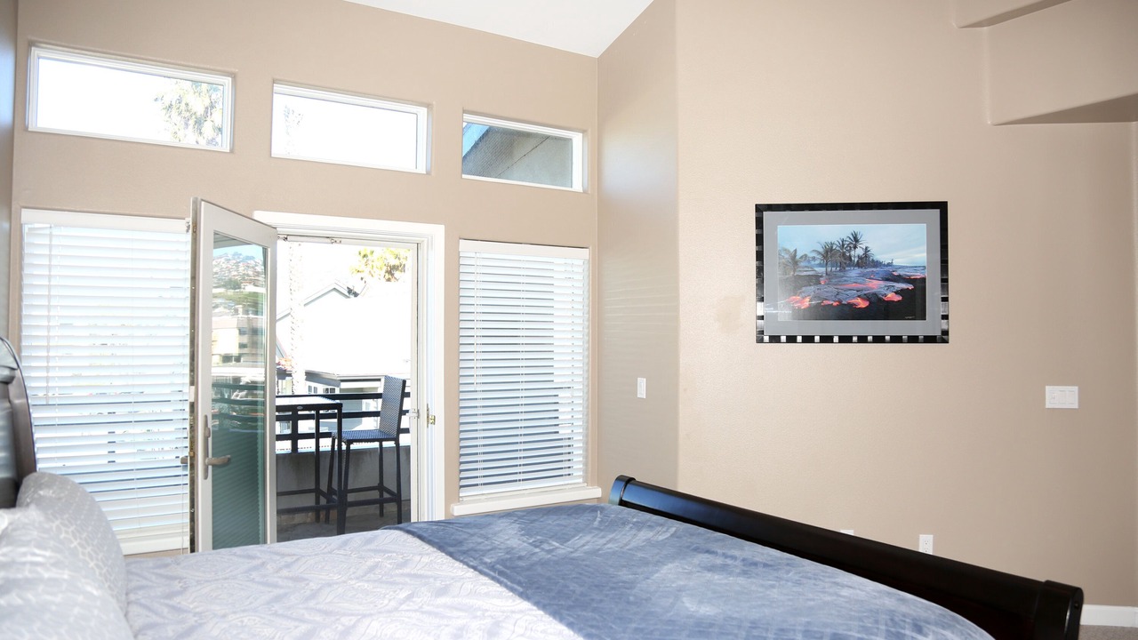 Photo of Bedroom in Downtown