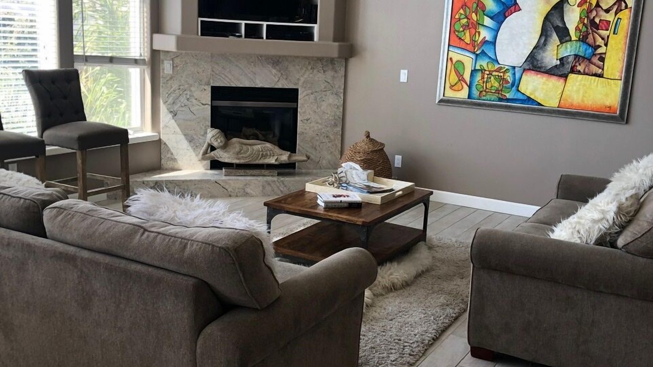 Photo of Livingroom in Downtown