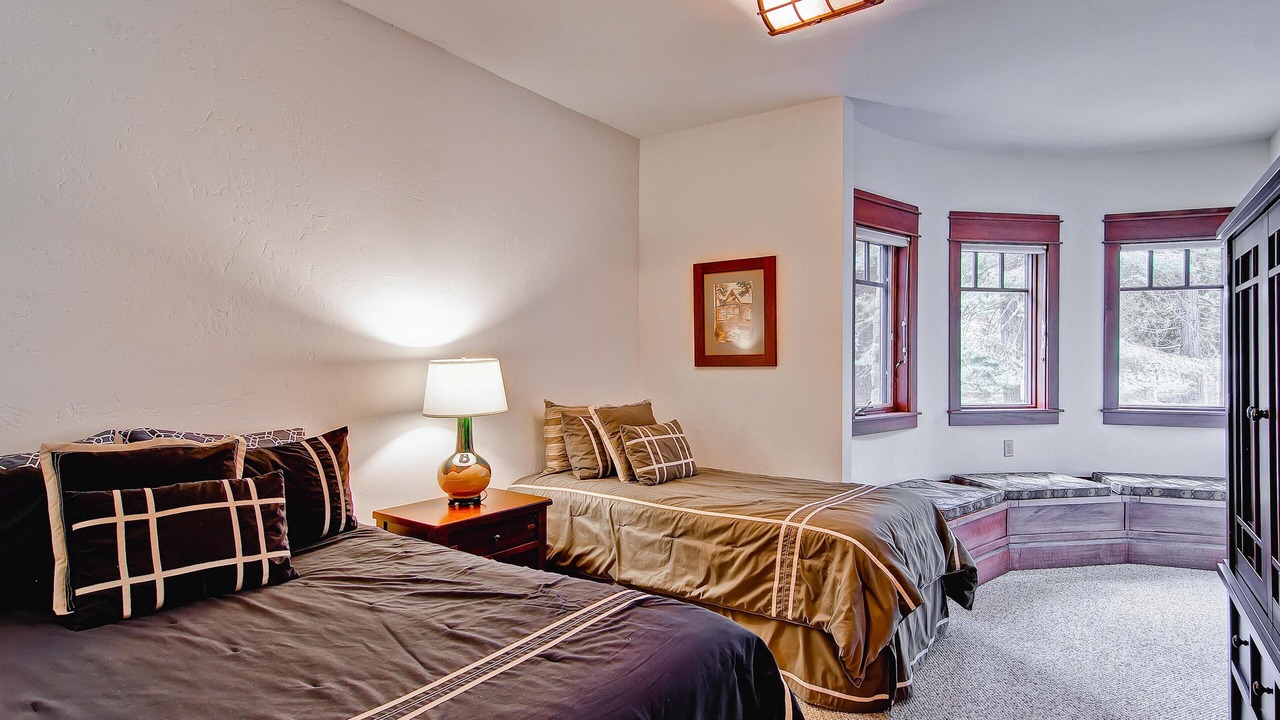 Photo of Bedroom in Yosemite National Park