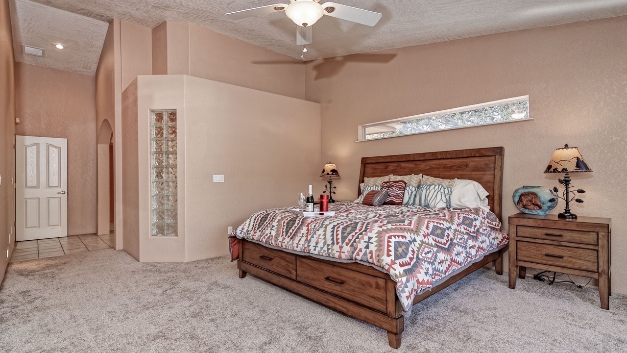 Photo of Bedroom in Oak Creek