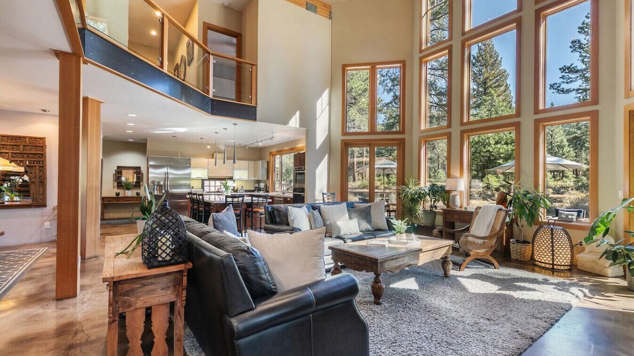 Photo of Livingroom in Truckee
