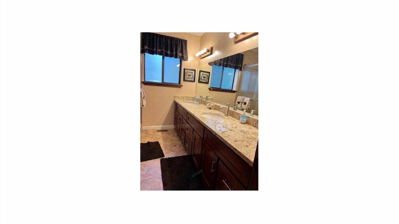 Photo of Bathroom in Kingswood Estates