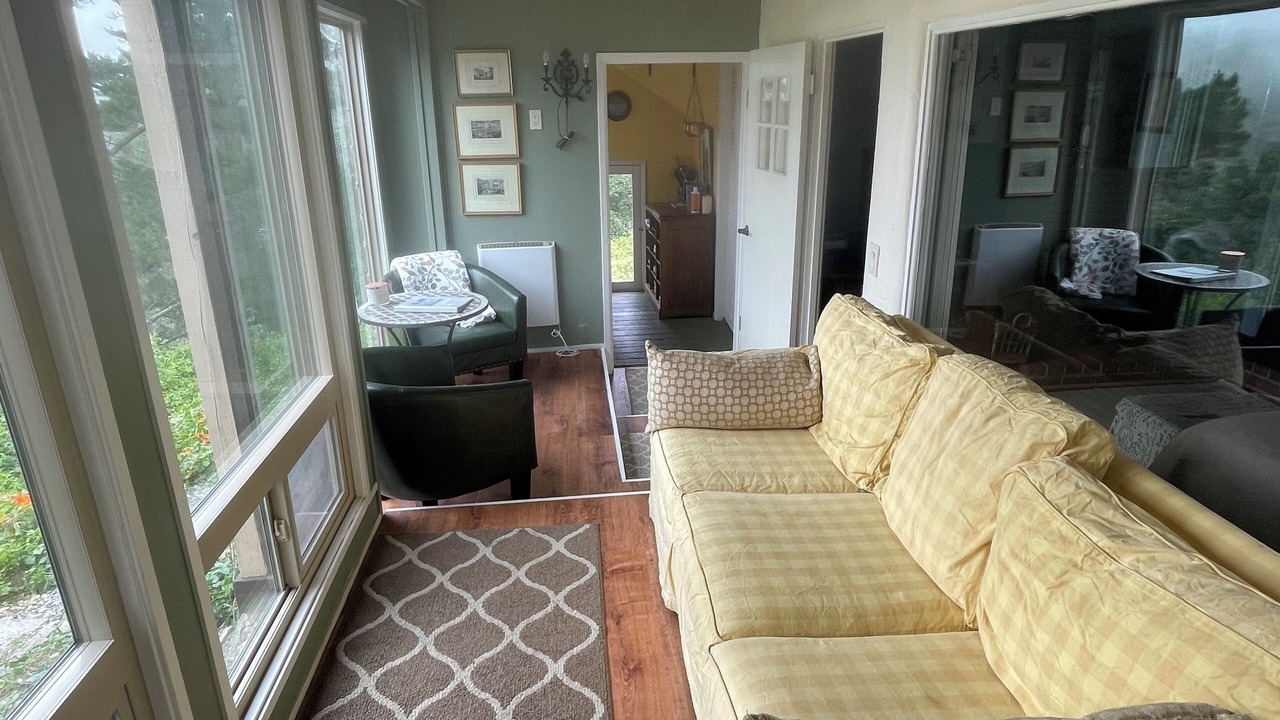 Photo of Livingroom in Carmel Woods