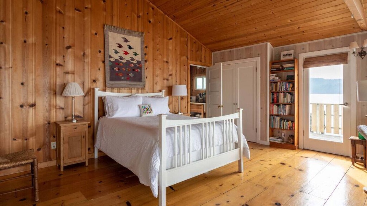 Photo of Bedroom in Marshall