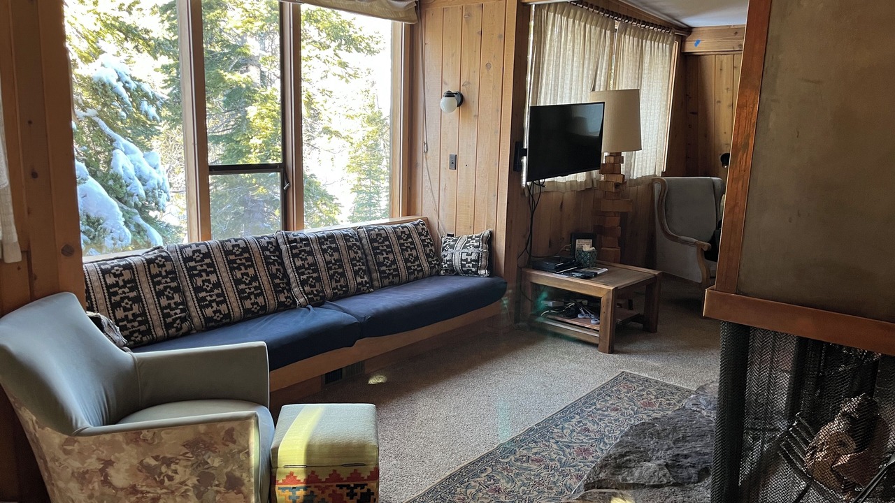 Photo of Livingroom in Alpine Meadows