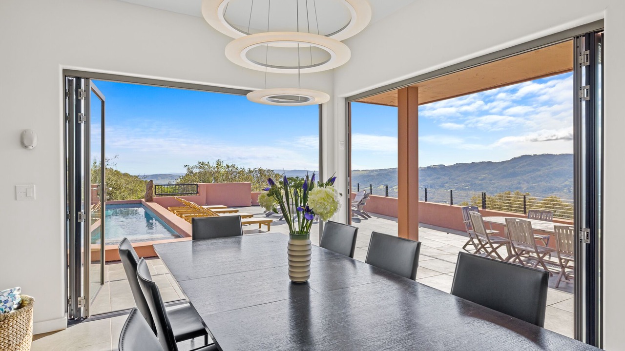 Photo of Bedroom in Glen Ellen