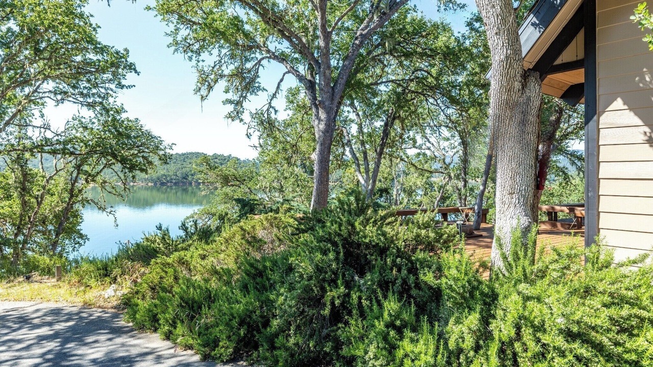 Photo of Outdoor in Bradley