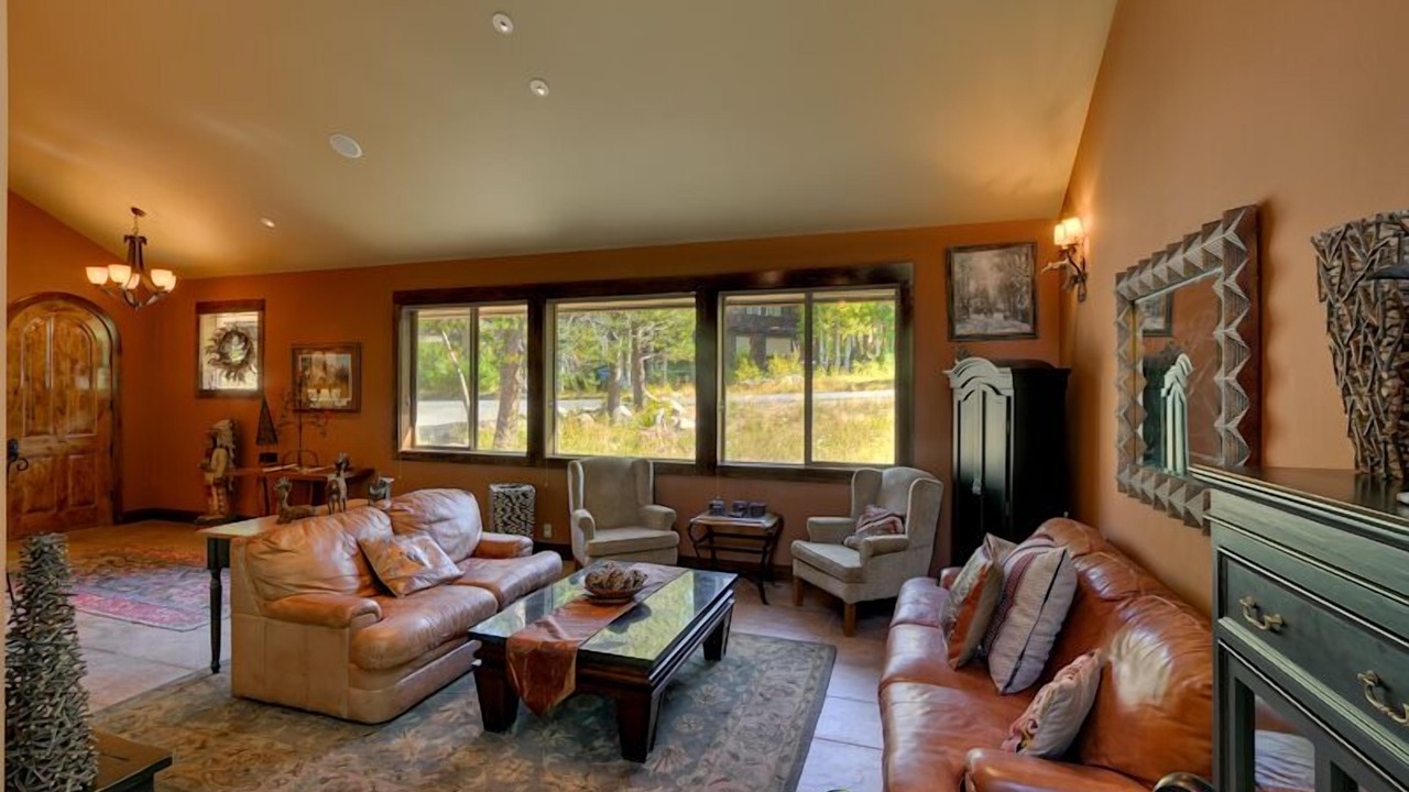 Photo of Livingroom in Alpine Meadows