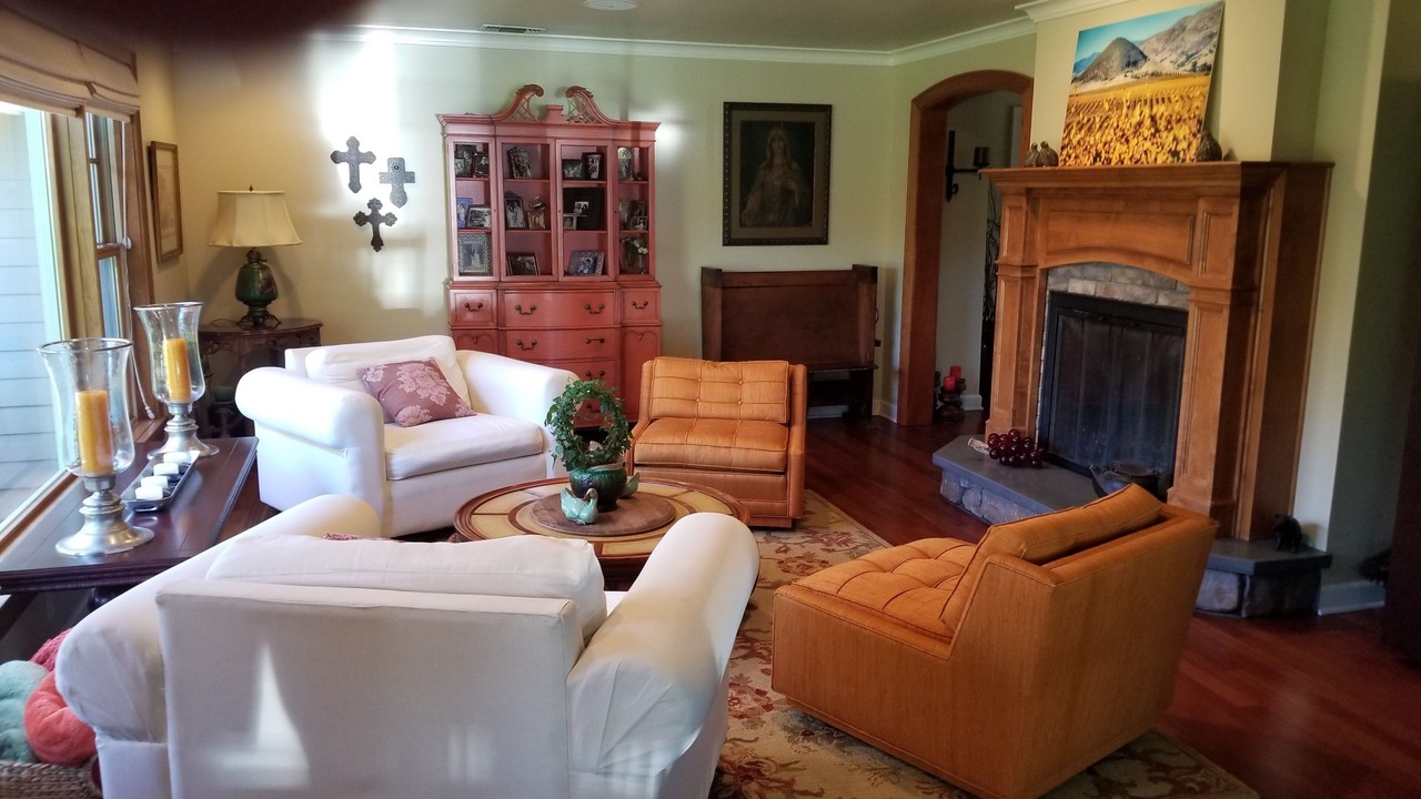 Photo of Livingroom in San Luis Obispo