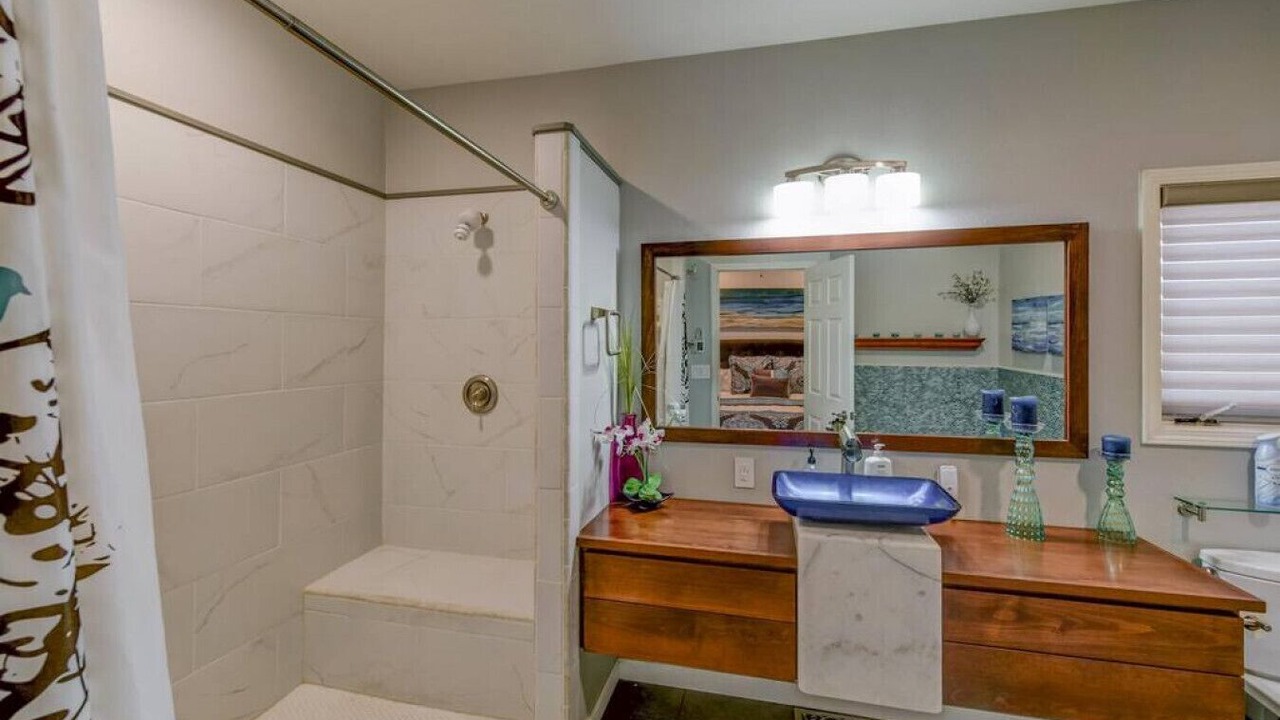 Photo of Bathroom in Chico