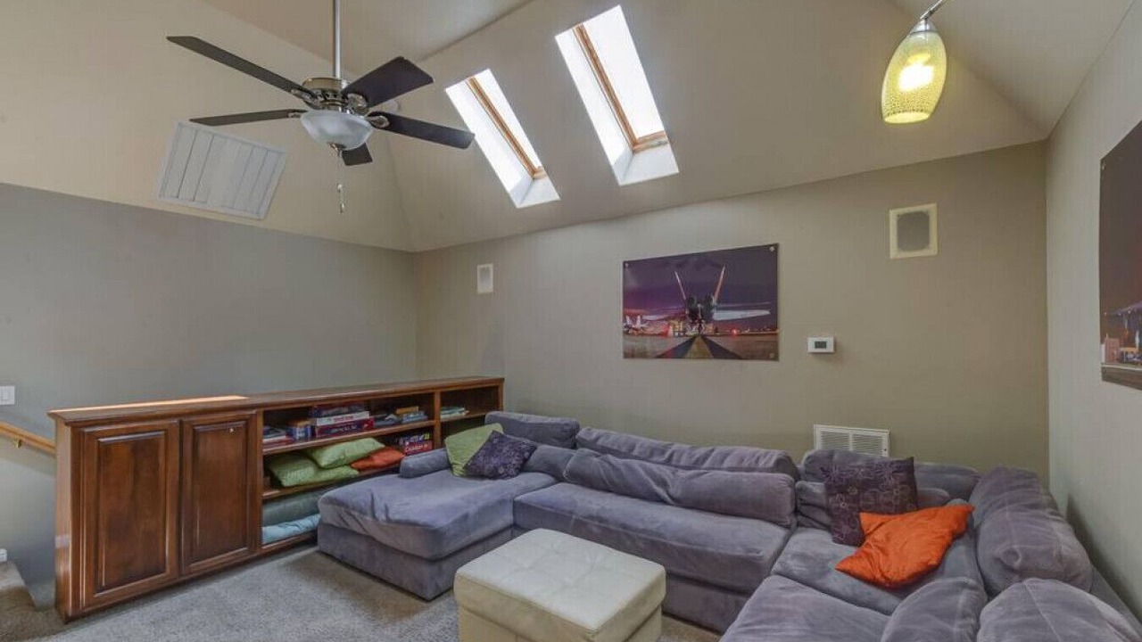 Photo of Livingroom in Chico