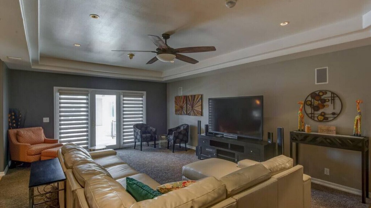 Photo of Livingroom in Chico