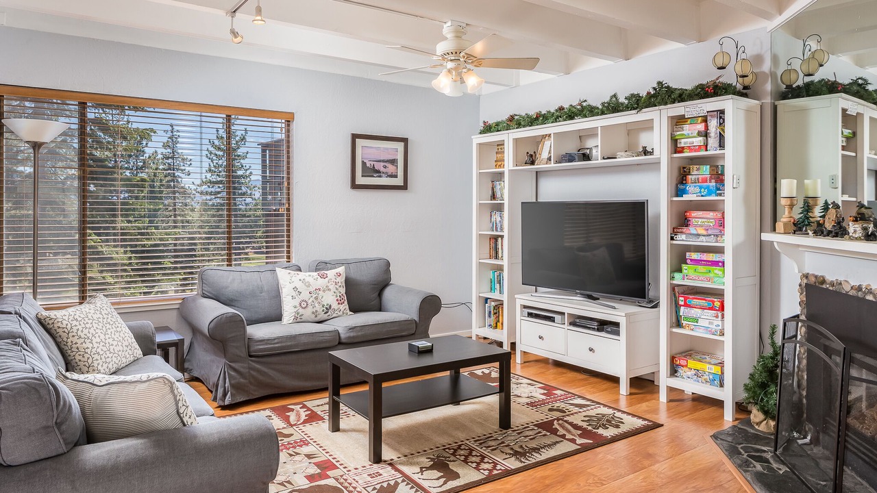 Photo of Livingroom in Zephyr Cove