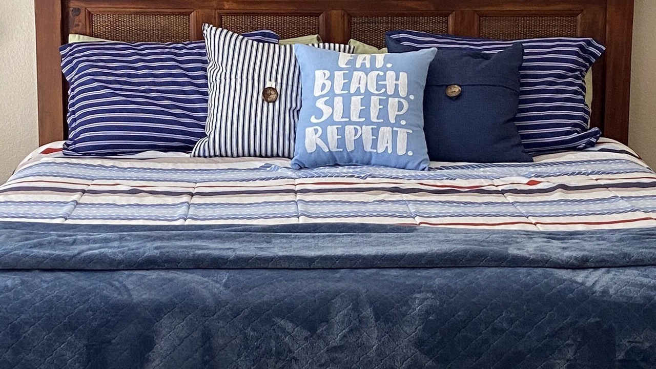 Photo of Bedroom in Motel District