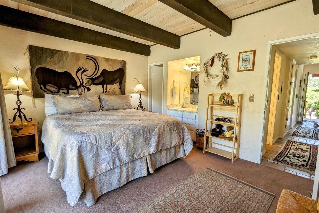 Photo of Bedroom in Big Bear Lake