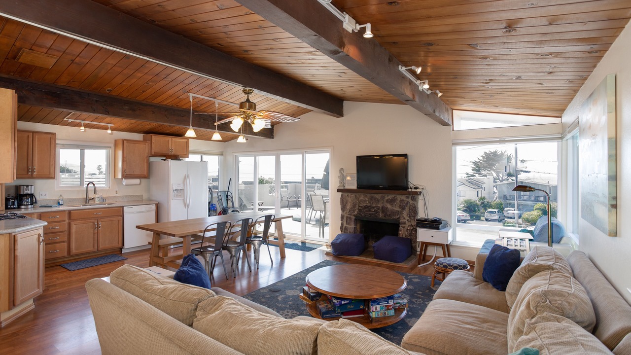 Photo of Livingroom in Cayucos