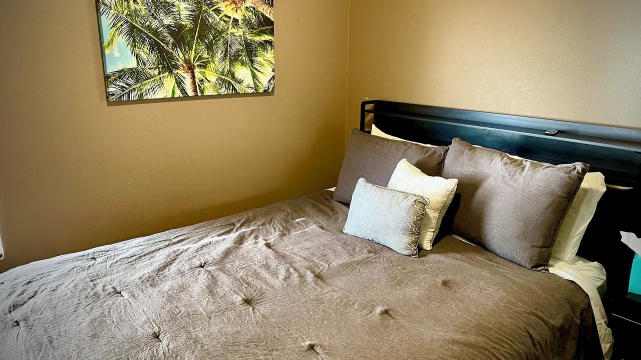Photo of Bedroom in Desert Ridge