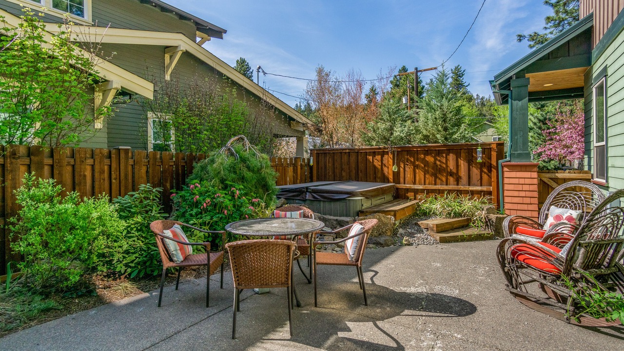 Photo of Outdoor in River West