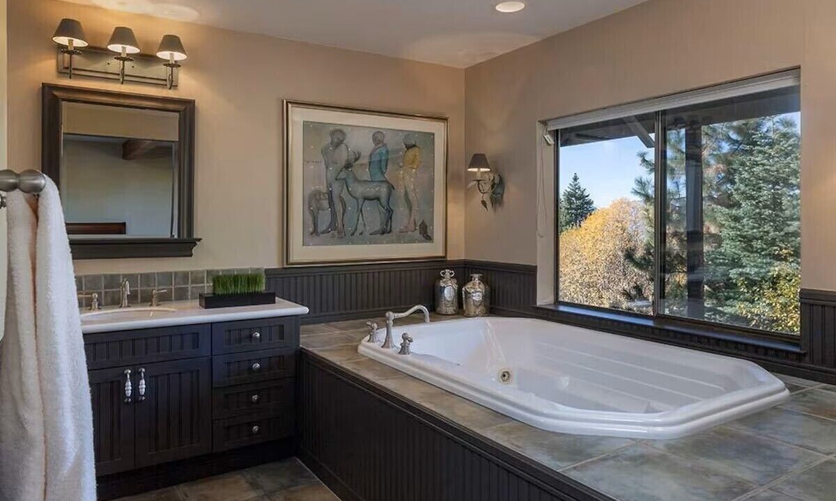 Photo of Bathroom in Tahoe Village