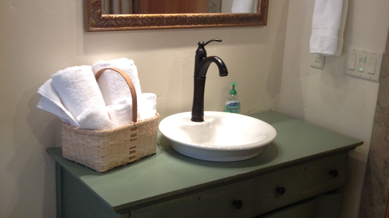 Photo of Bathroom in Oregon Water Wonderland