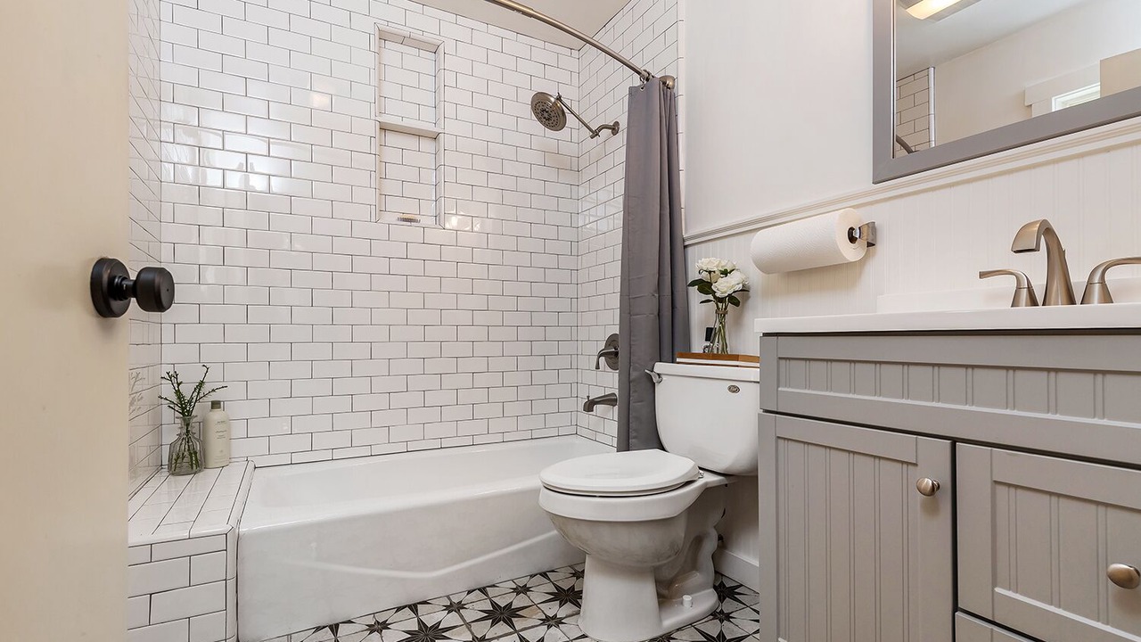 Photo of Bathroom in Cazadero