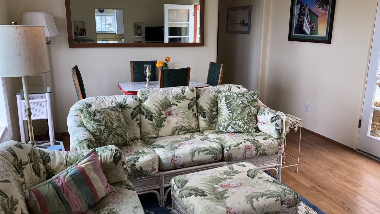 Photo of Livingroom in Baywood Park