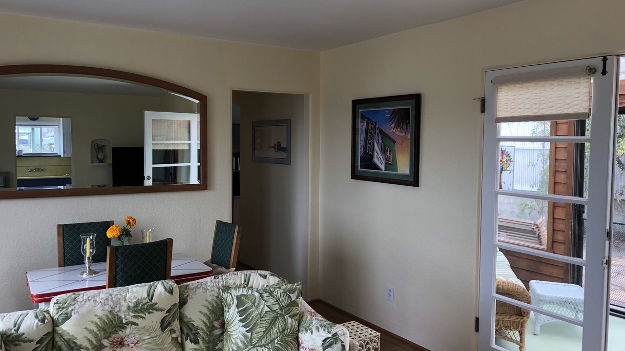Photo of Livingroom in Baywood Park