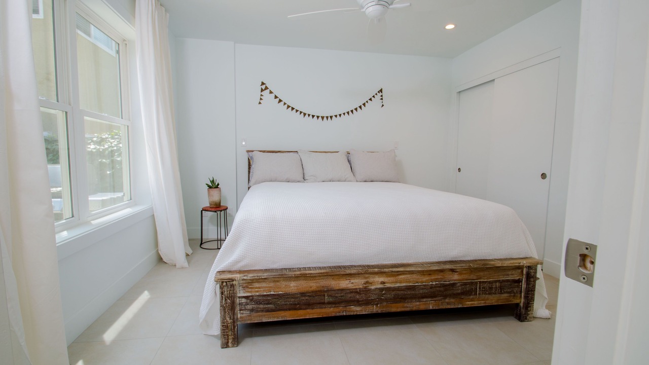 Photo of Bedroom in Olde Solana Beach