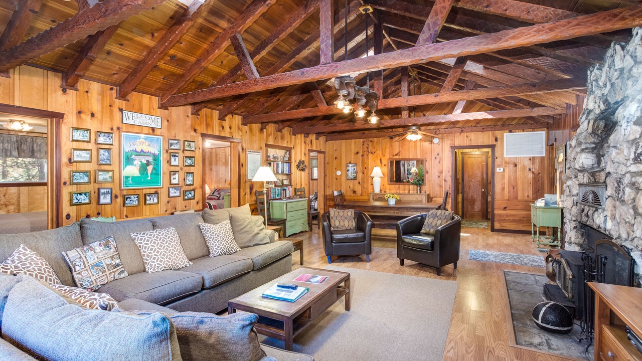 Photo of Bedroom in North Wawona