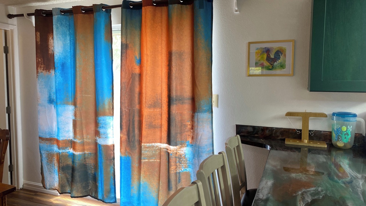 Photo of Livingroom in Junction