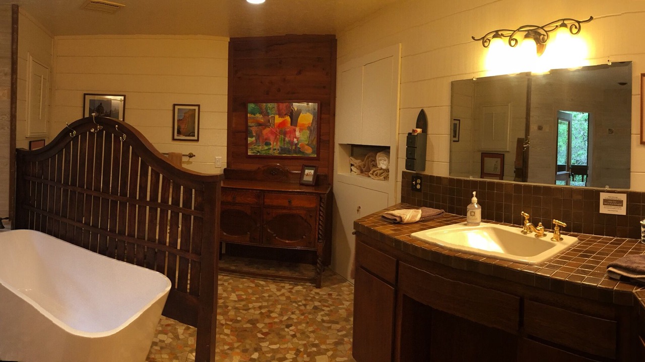 Photo of Bathroom in Cayucos